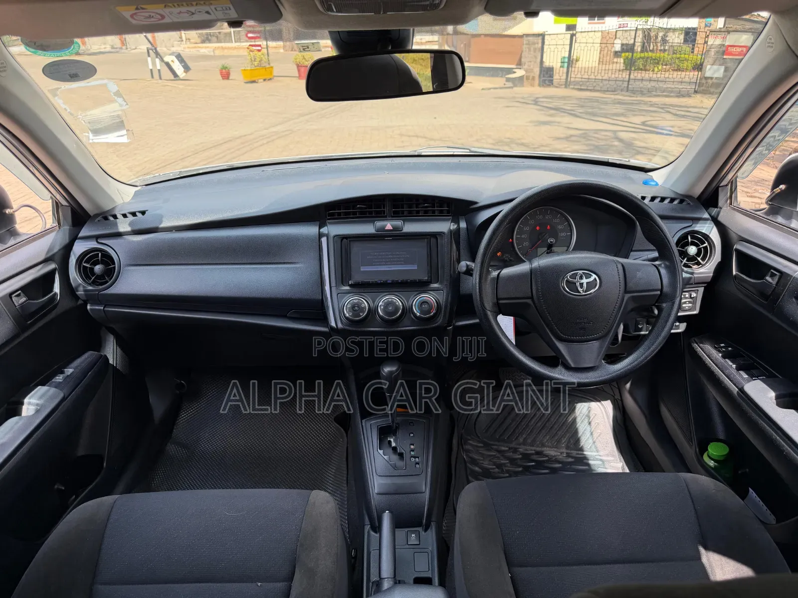 Toyota Axio 1.5 G 2WD 2018 Silver