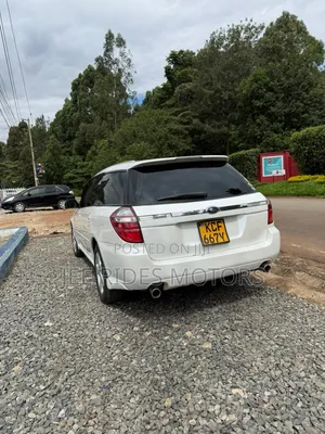 Subaru Legacy 2.5 i 2008 White