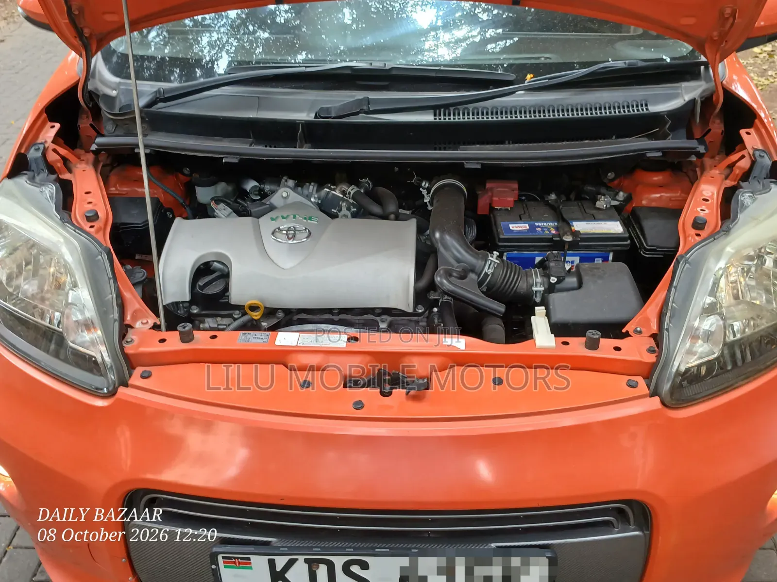 Toyota Porte 2017 Orange
