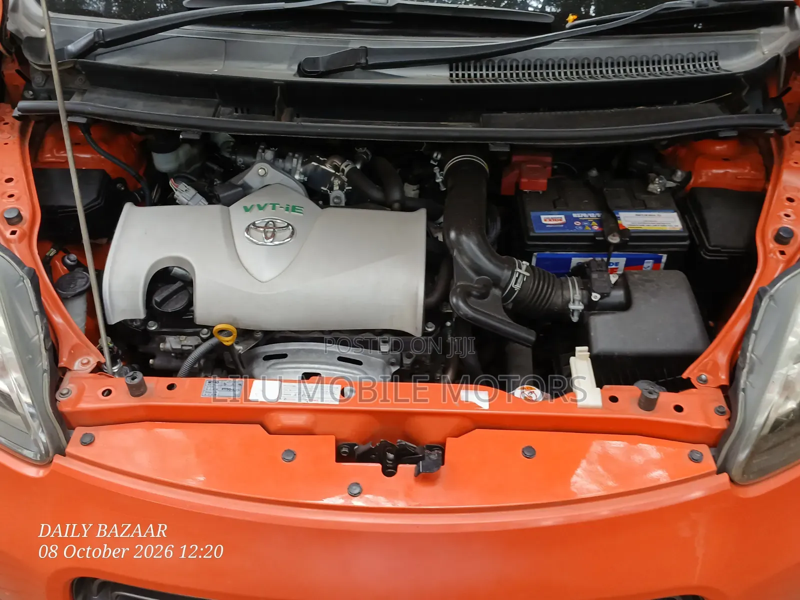 Toyota Porte 2017 Orange