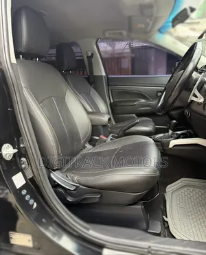 Mitsubishi RVR 2015 Black