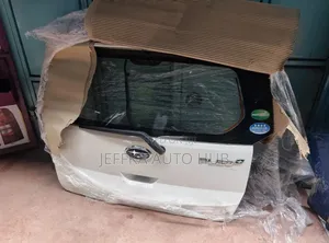 Mazda Please, Mira New Model Boot