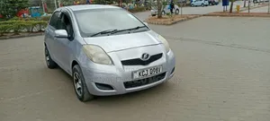 Toyota Vitz 2009 Purple