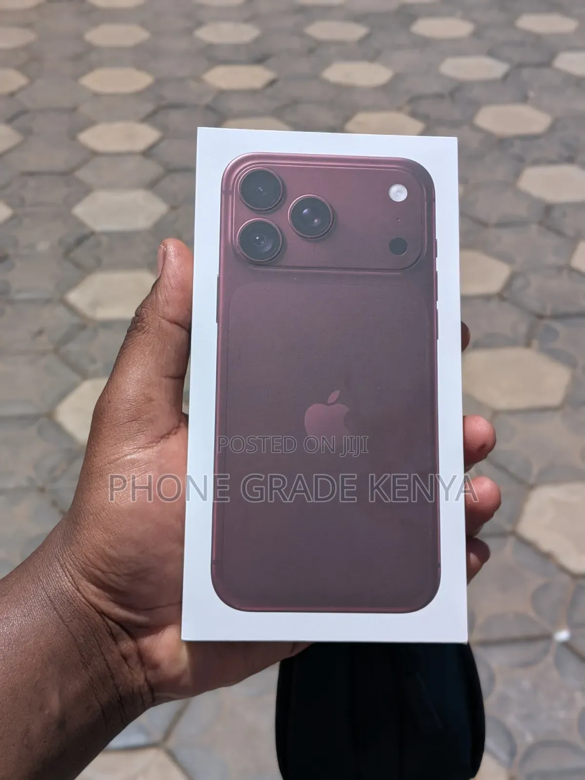 New Apple iPhone 18 Pro 256 GB Bronze
