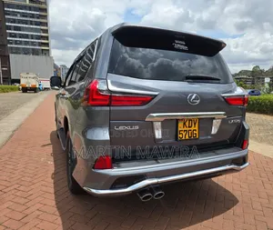 Lexus LX 2016 Gray