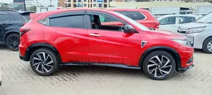 Honda Vezel 2019 Red