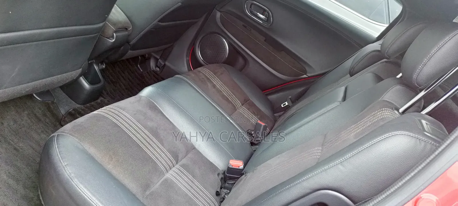 Honda Vezel 2019 Red