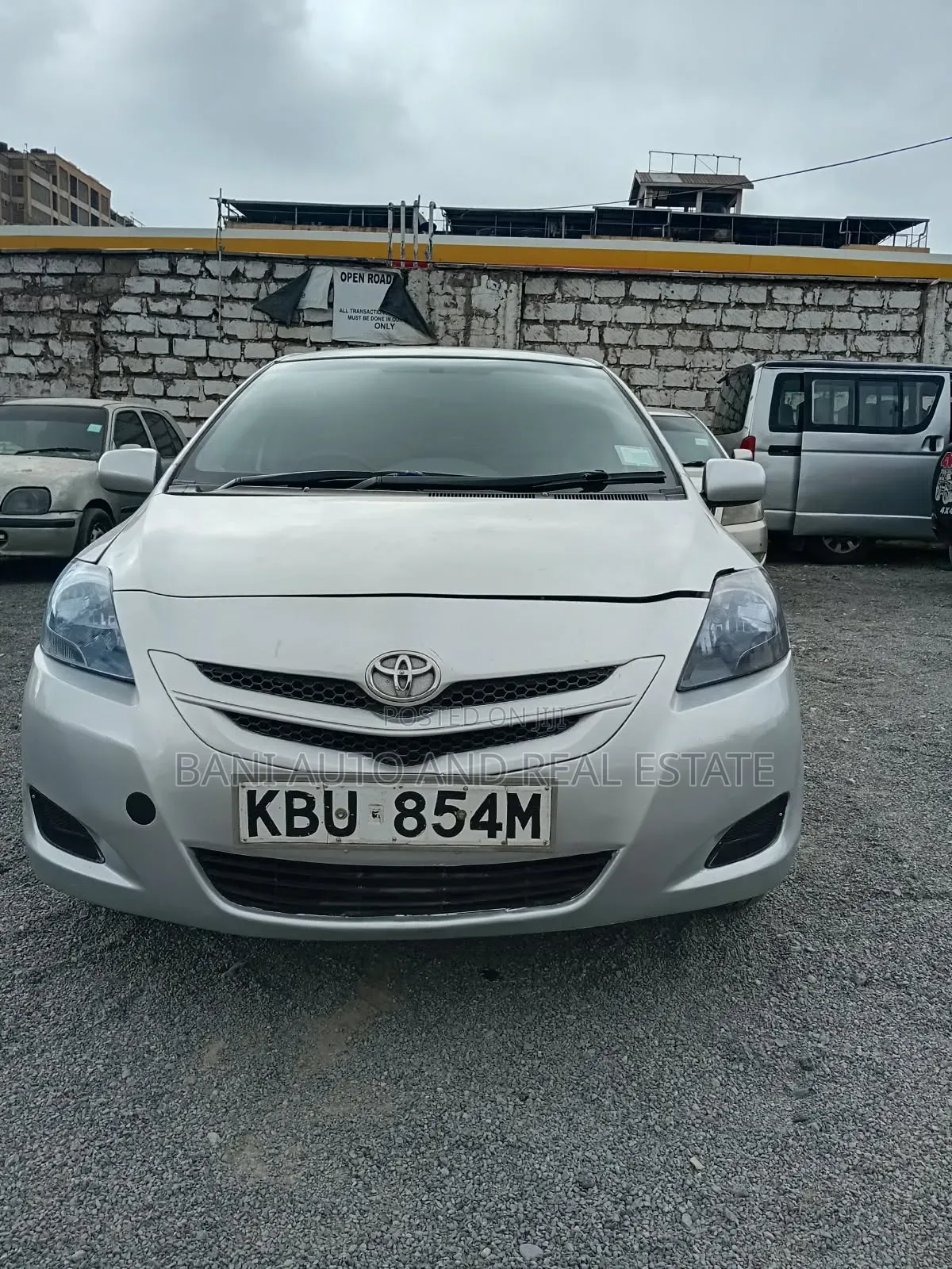 Toyota Belta 2007 Gray