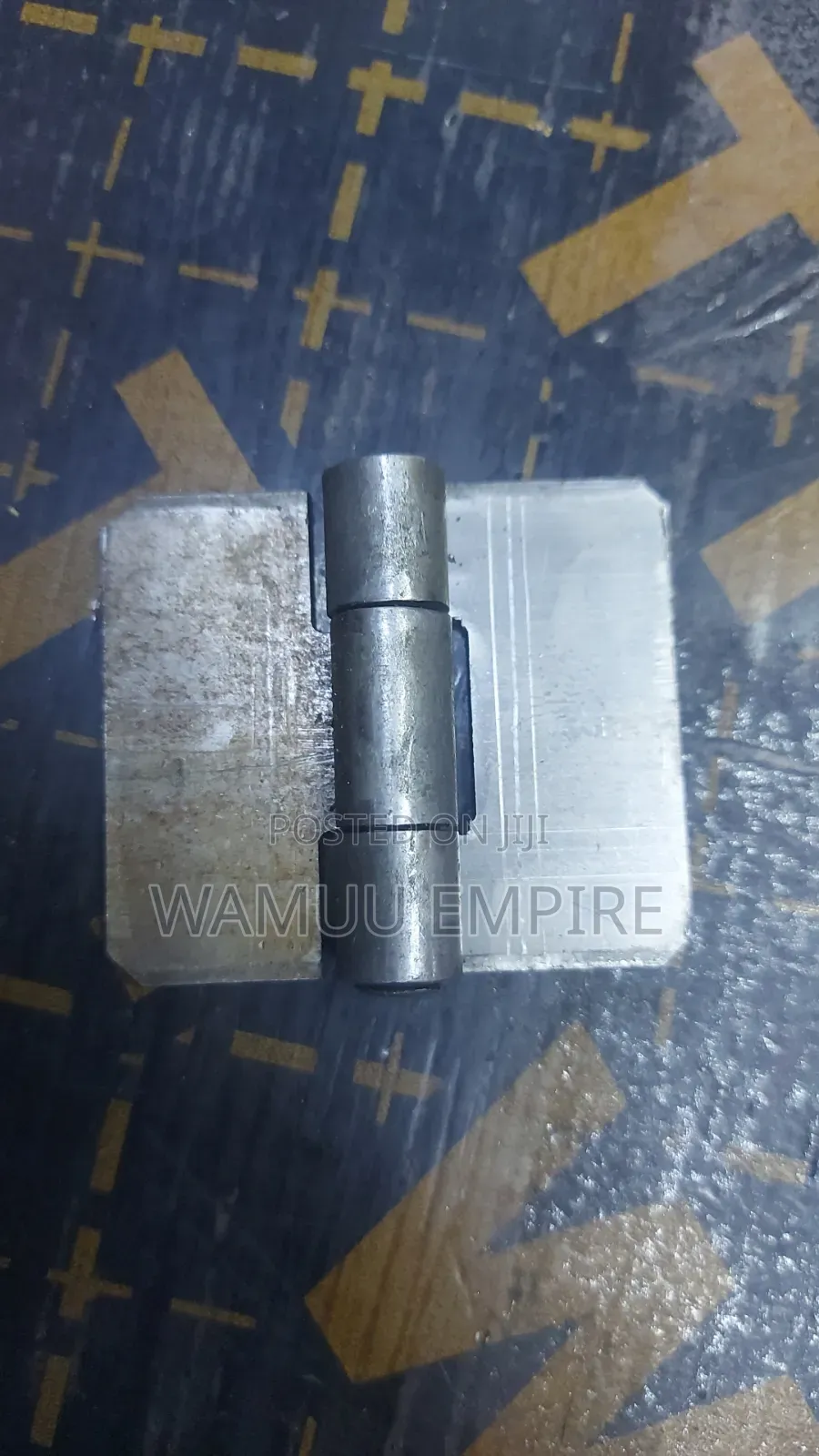 Iron Butterfly Hinge (Also Known as a Weld-on Gate or Bush Hinge)
