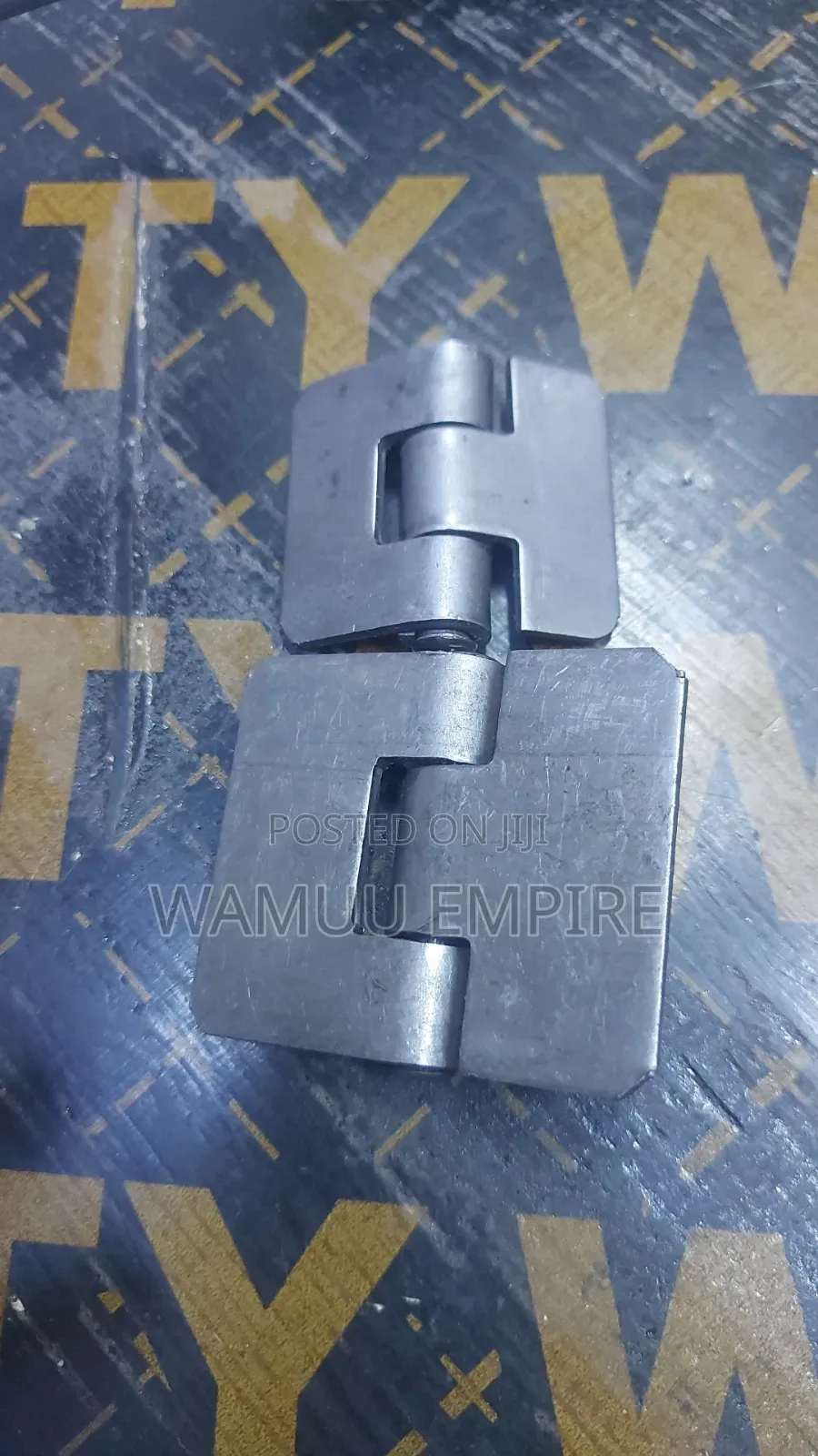 Iron Butterfly Hinge (Also Known as a Weld-on Gate or Bush Hinge)