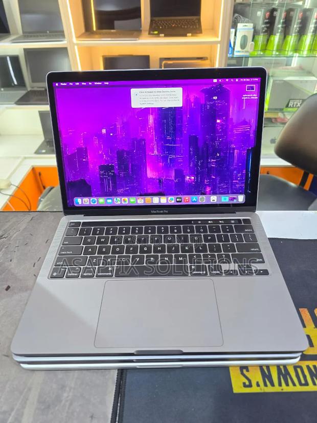 Laptop Apple MacBook Pro 16GB Intel Core i5 SSD 512GB