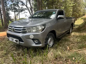 Toyota Hilux Revo Single Cab Deisel 2.8 RWD 2016 Silver
