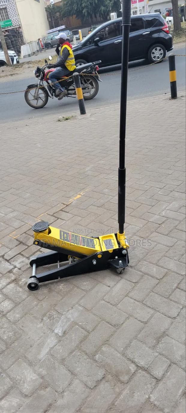 Hydraulic Trolley Floor Jack - thumbnail 2