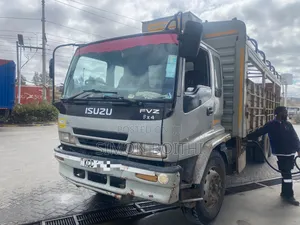 Isuzu FVZ 2015 White