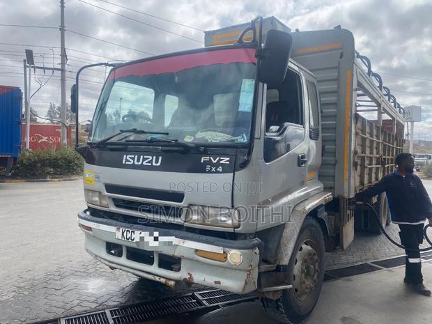 Isuzu FVZ 2015 White
