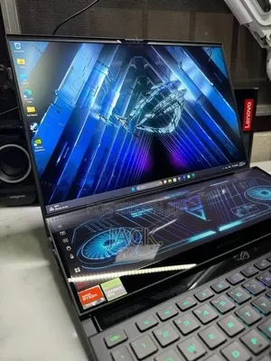 Laptop Asus ROG Zephyrus Duo 16 16GB AMD Ryzen 9 SSD 1T