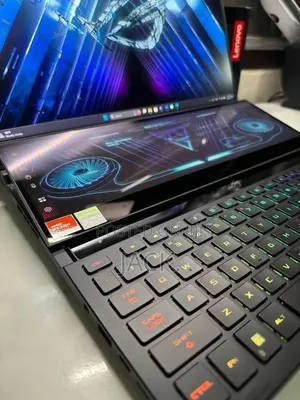 Laptop Asus ROG Zephyrus Duo 16 16GB AMD Ryzen 9 SSD 1T