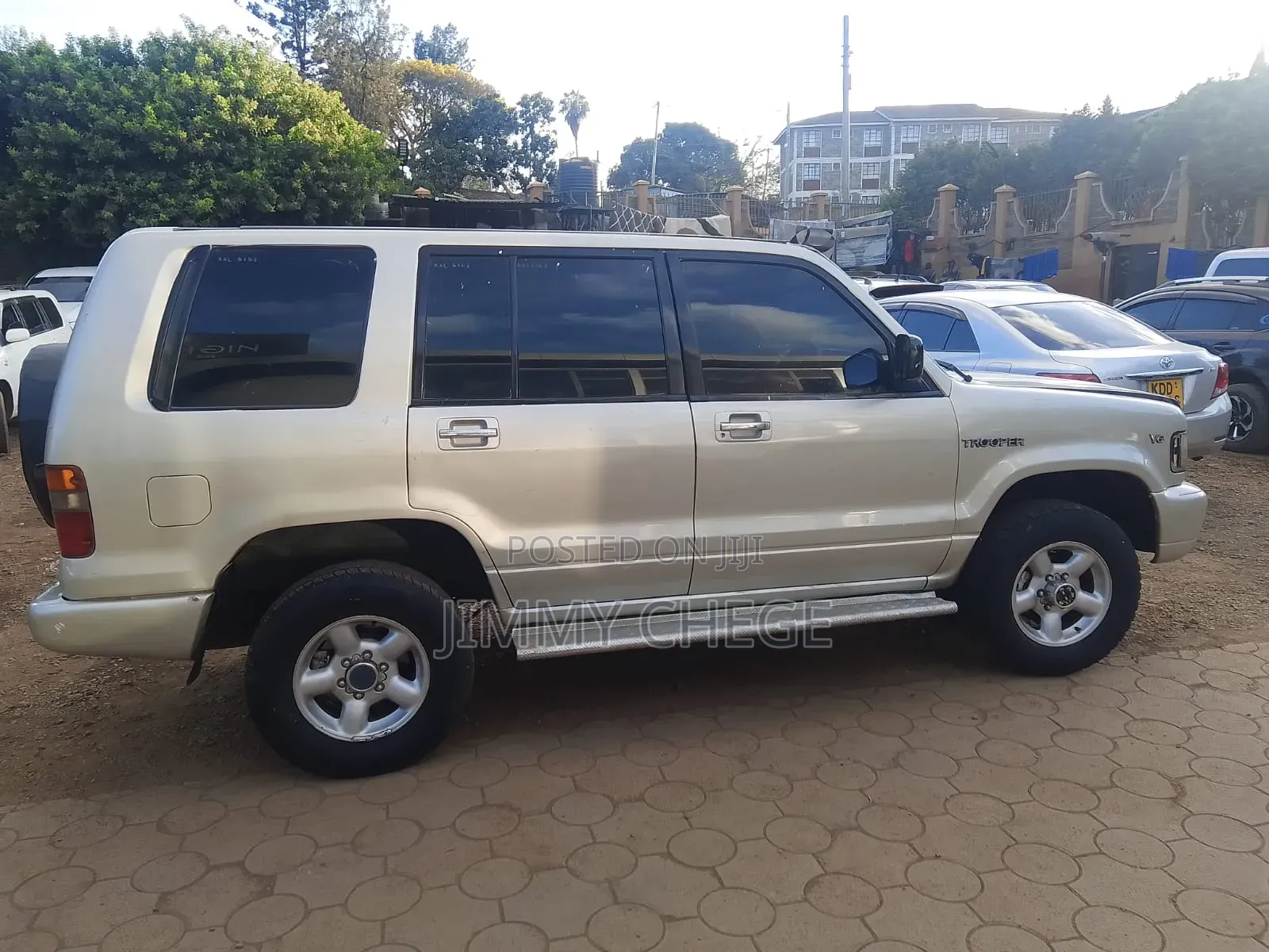 Isuzu Trooper 1997 Silver