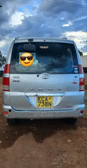 Toyota Noah 2007 Silver