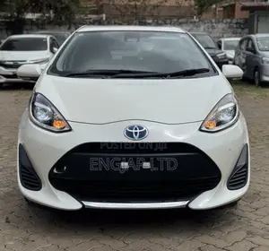 Toyota Aqua 2019 Pearl