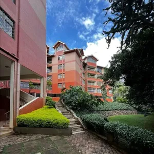 5bdrm Apartment in Riverside Drive for rent