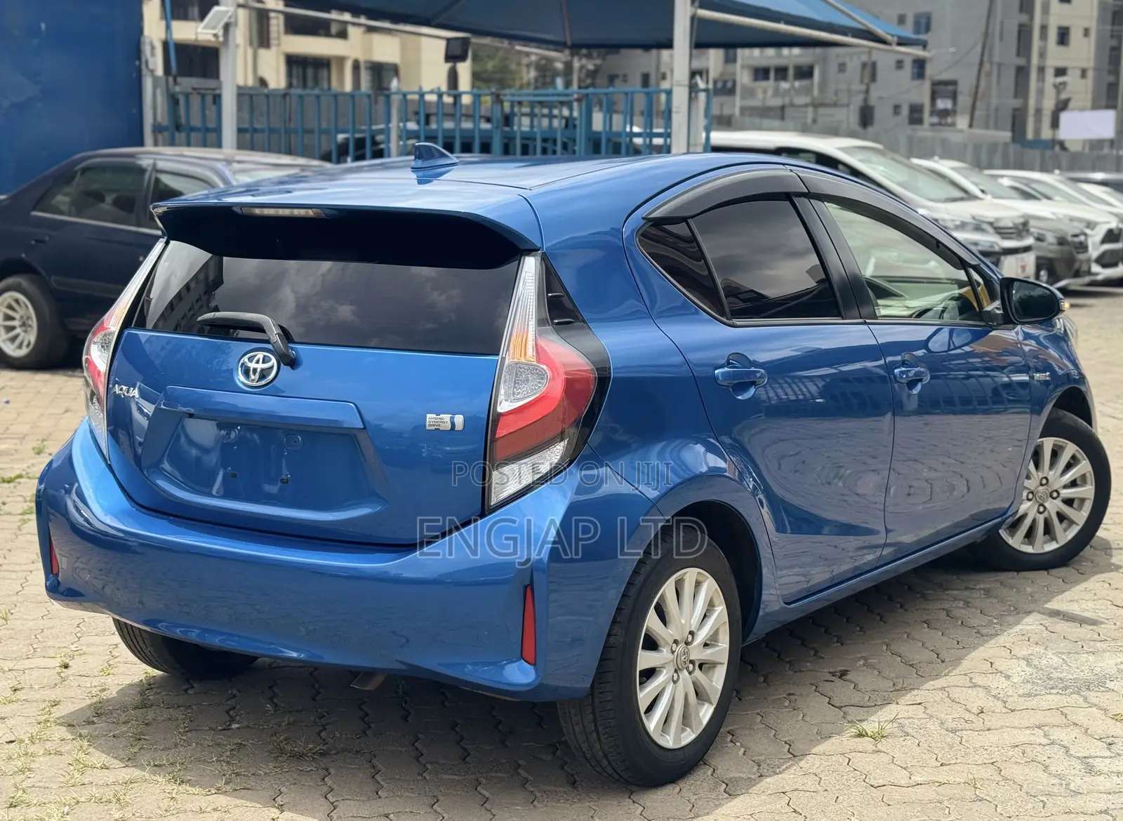 Toyota Aqua 2018 Blue