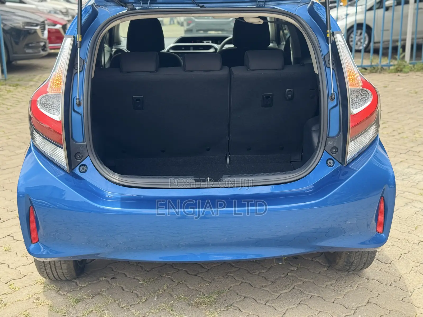 Toyota Aqua 2018 Blue