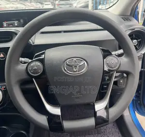 Toyota Aqua 2018 Blue
