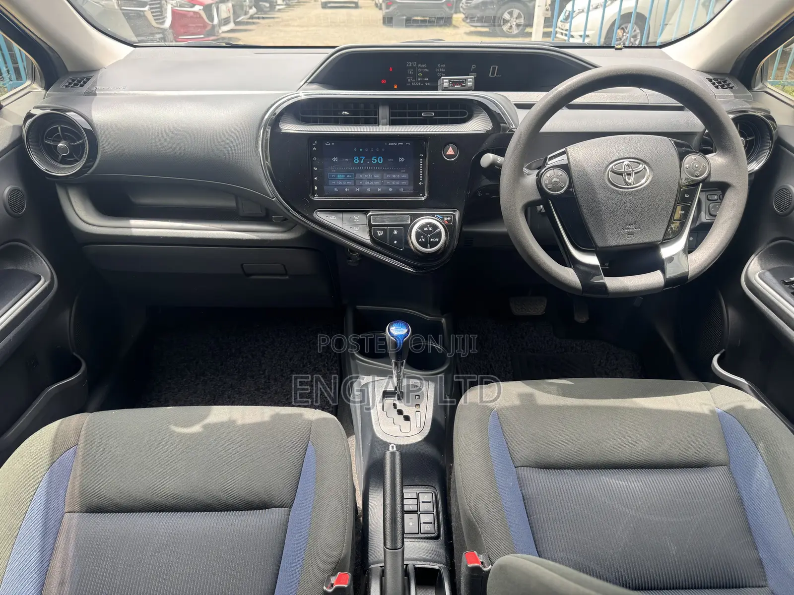 Toyota Aqua 2018 Blue