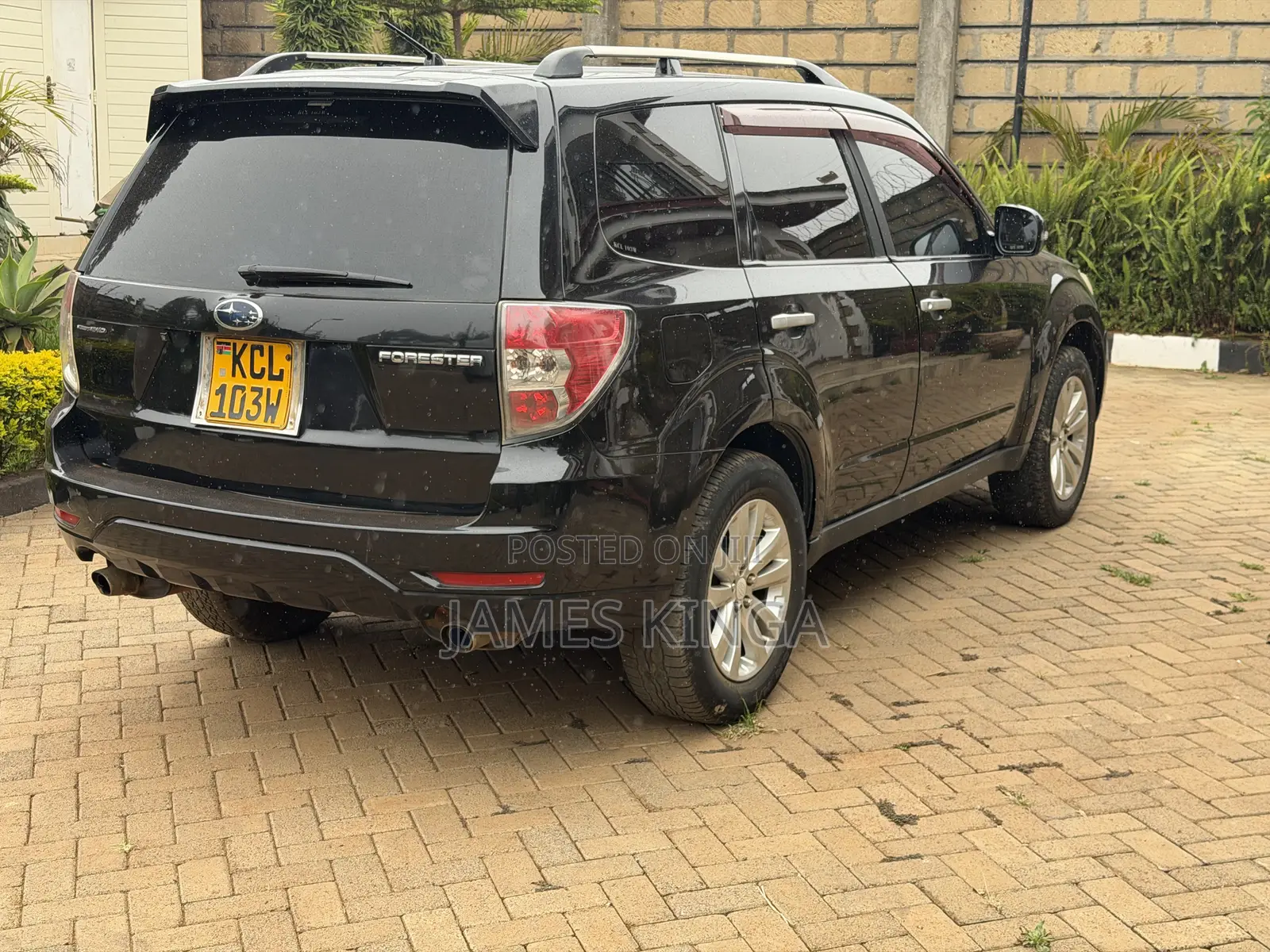 Subaru Forester 2011 Black