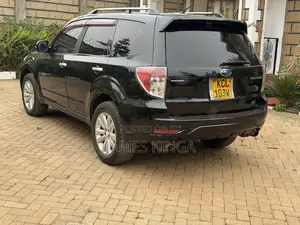 Subaru Forester 2011 Black