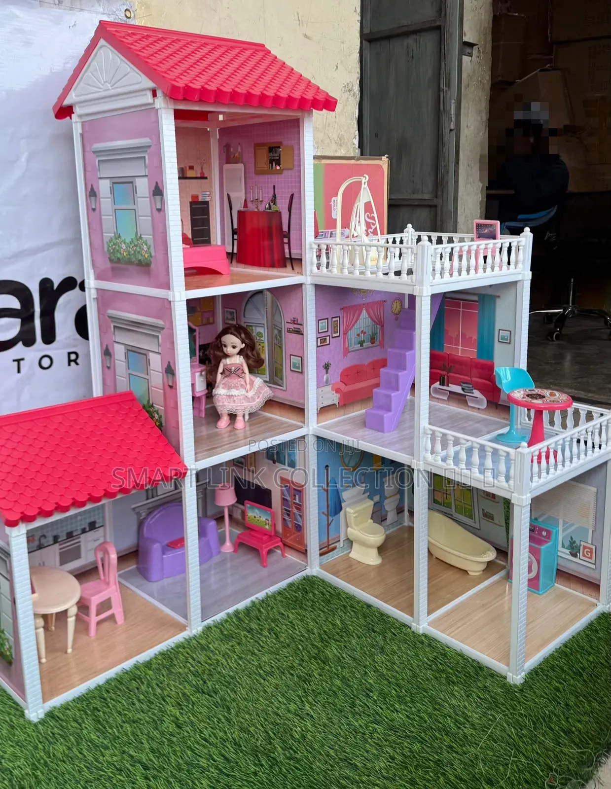 New 172pcs Doll House