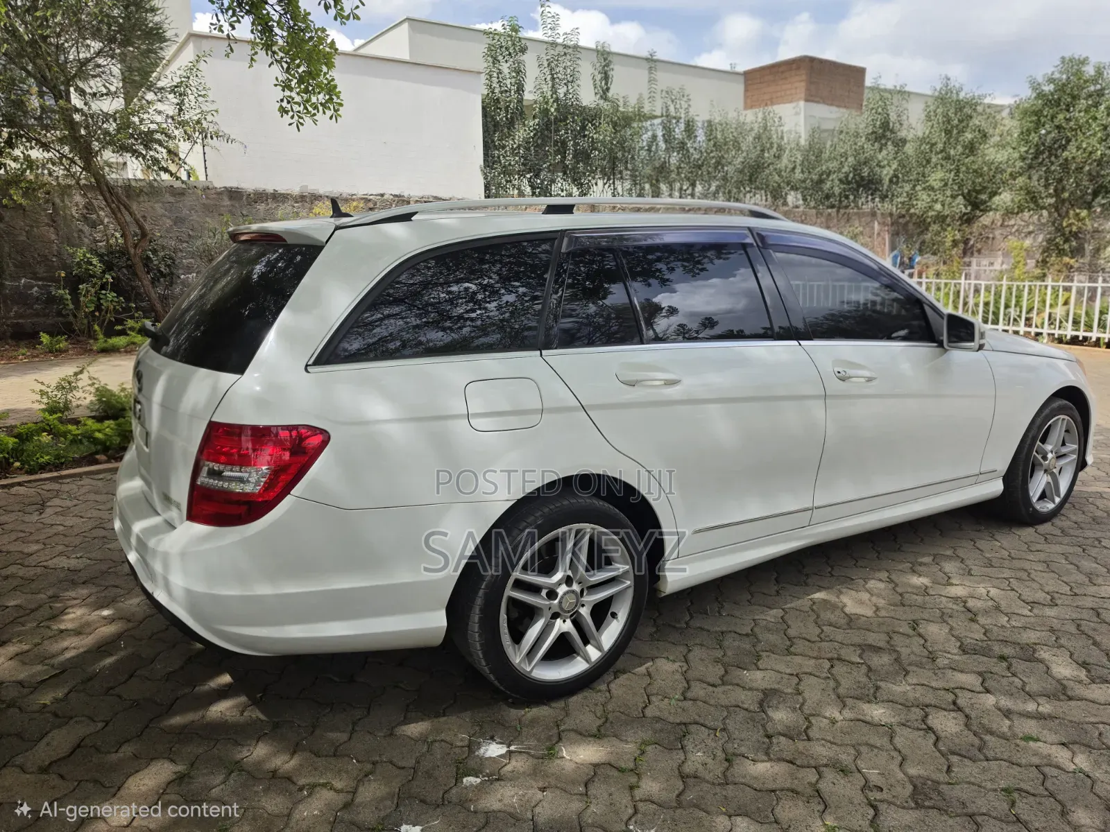 Mercedes-Benz C200 2013 White