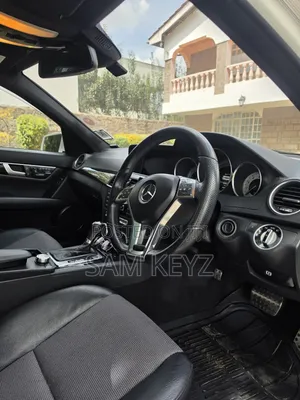 Mercedes-Benz C200 2013 White