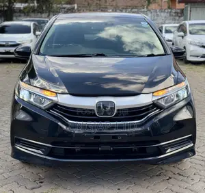 Honda Fit Shuttle 1.5 Hybrid 4WD 2020 Black