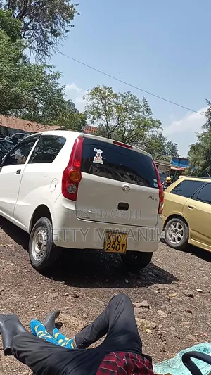 Daihatsu Mira 2014 White
