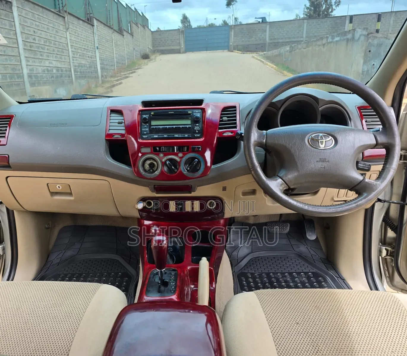 Toyota Hilux 2011 Silver