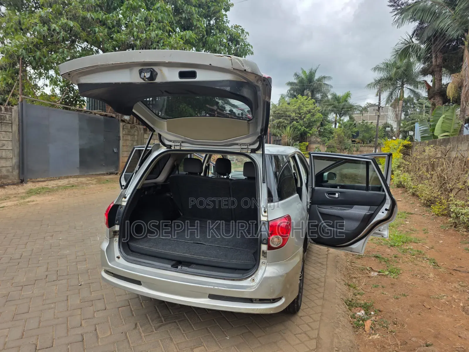Nissan Wingroad 2009 Silver
