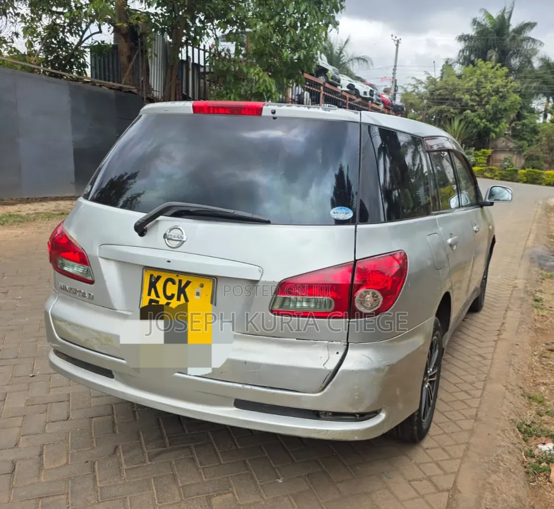 Nissan Wingroad 2009 Silver