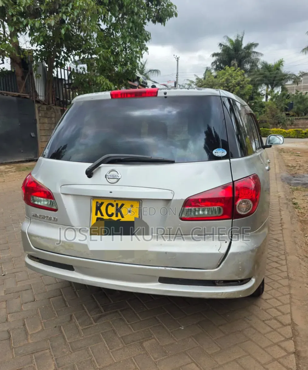 Nissan Wingroad 2009 Silver