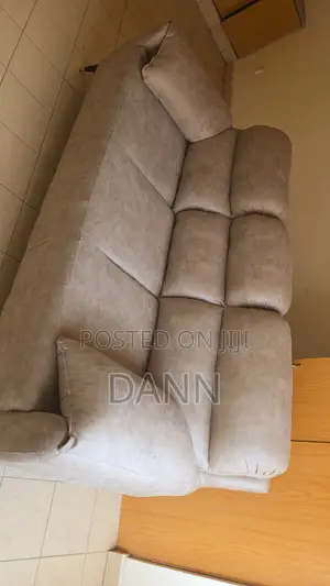 Mabawa Sofa ,3 Seater,spring