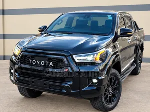 Toyota Hilux 2021 Matt Black