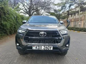 Toyota Hilux Revo Double Cab Deisel 2.8 AWD 2021 Brown