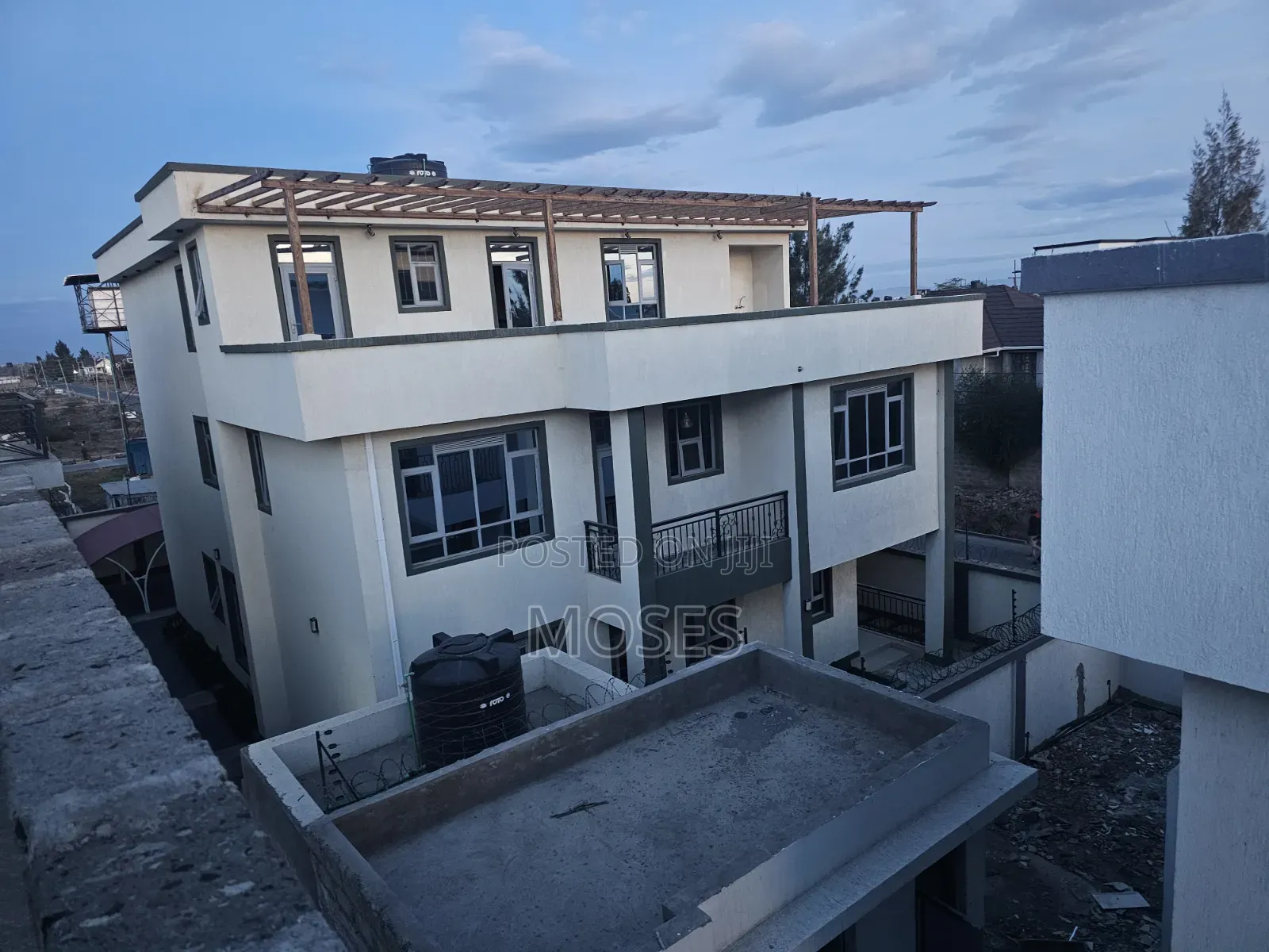 50x100 Plot Within a Devt Court on Sale