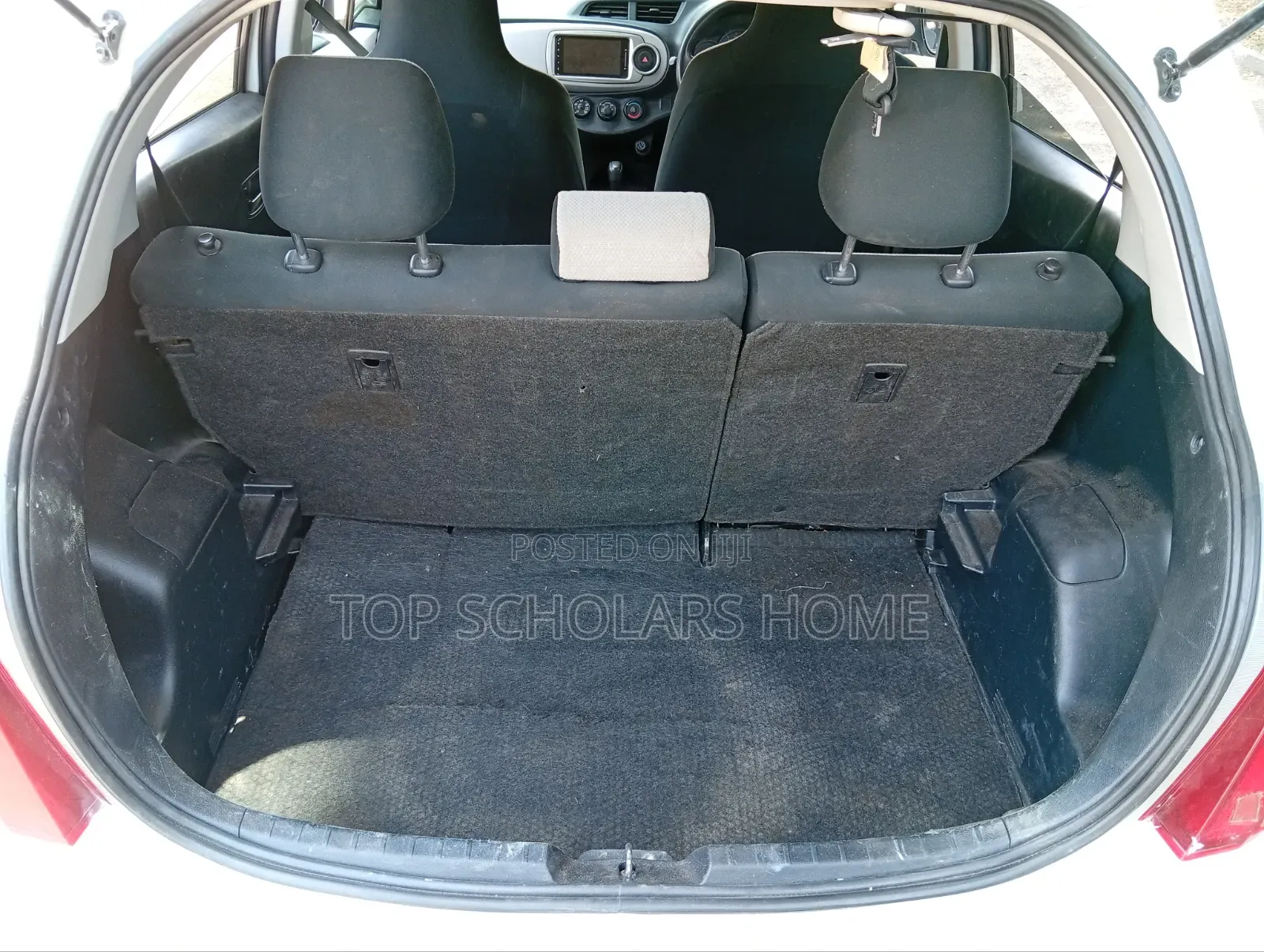 Toyota Vitz 2013 White