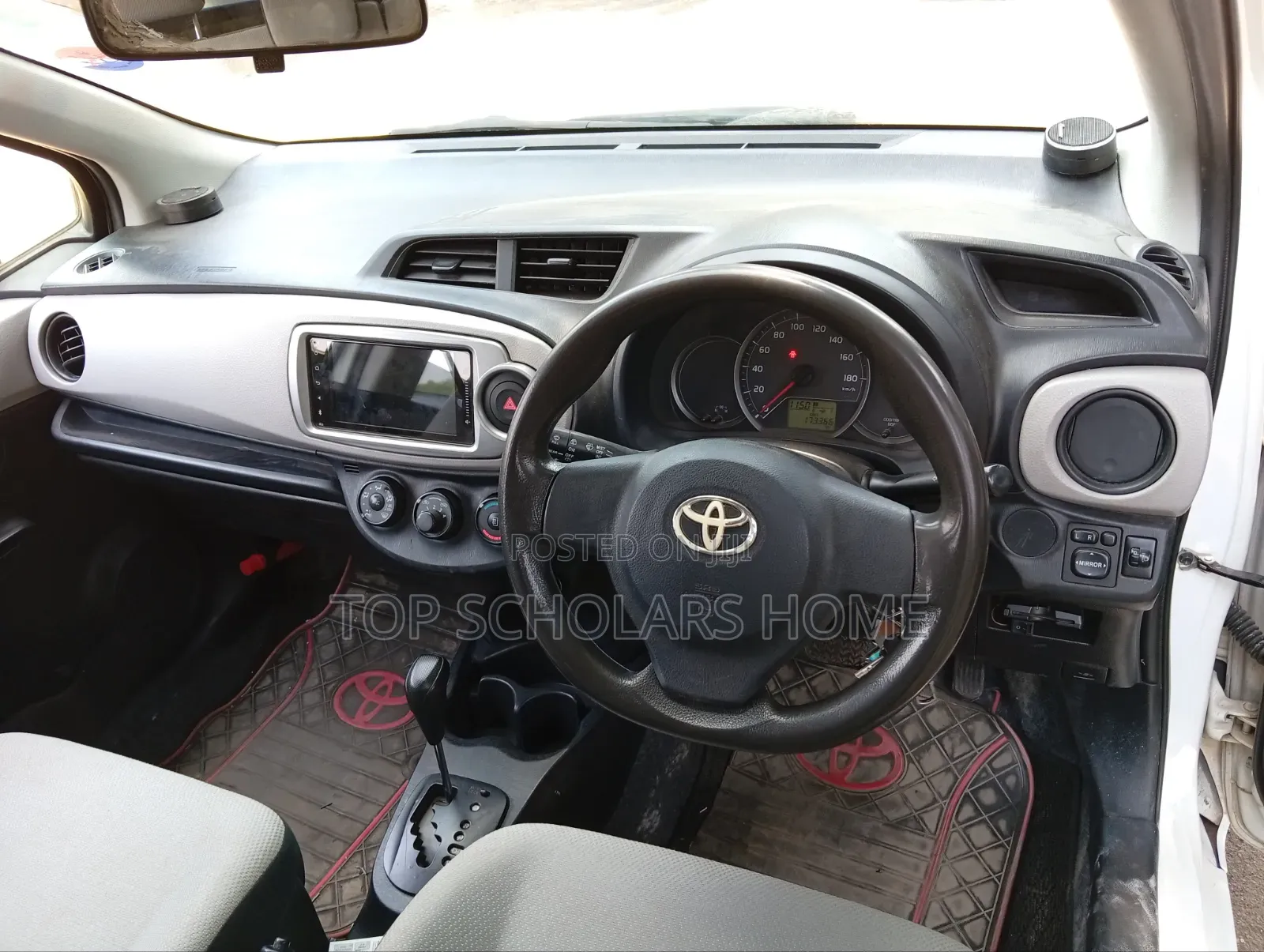 Toyota Vitz 2013 White