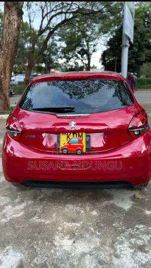 Peugeot 208 2016 Red