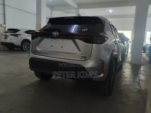 Toyota Yaris 2019 Silver