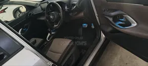 Toyota Yaris 2019 Silver