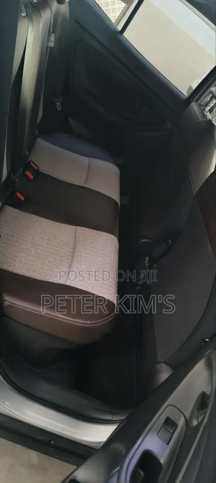 Toyota Yaris 2019 Silver